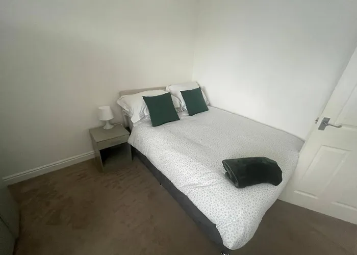 Horsforth Bradford Airport Leeds (West Yorkshire)